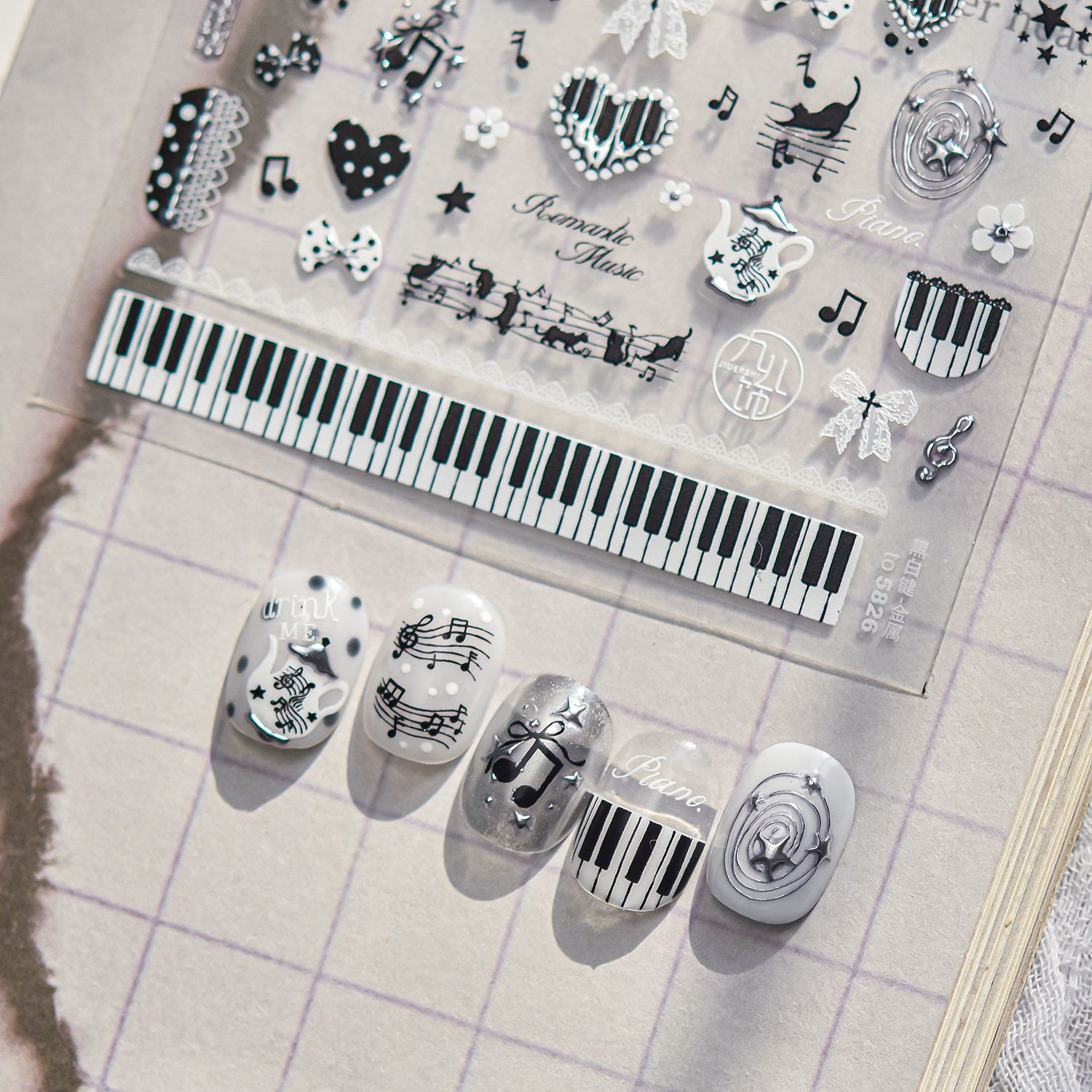 Musical Instrument Images - Черно-белые музыкальные 5D наклейки для ногтей